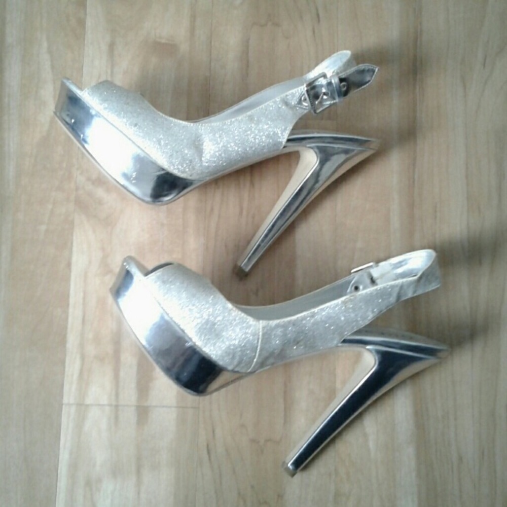 Guess Platform Peeptoe Heels